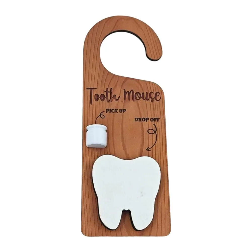 Accroche-porte “Petite Souris” en bois – Pour déposer la dent et recevoir la surprise magique