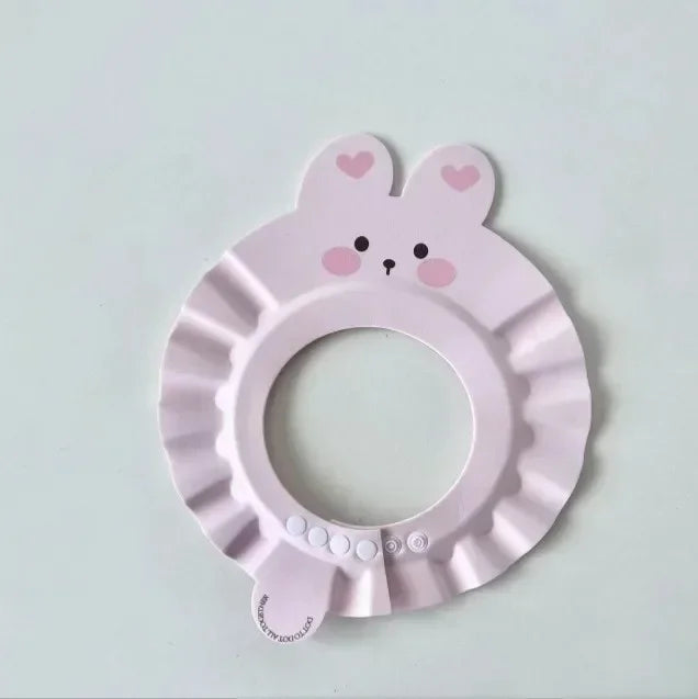 Bonnet de bain “Petits Animaux” – Protection réglable et anti-éclaboussures pour bébé