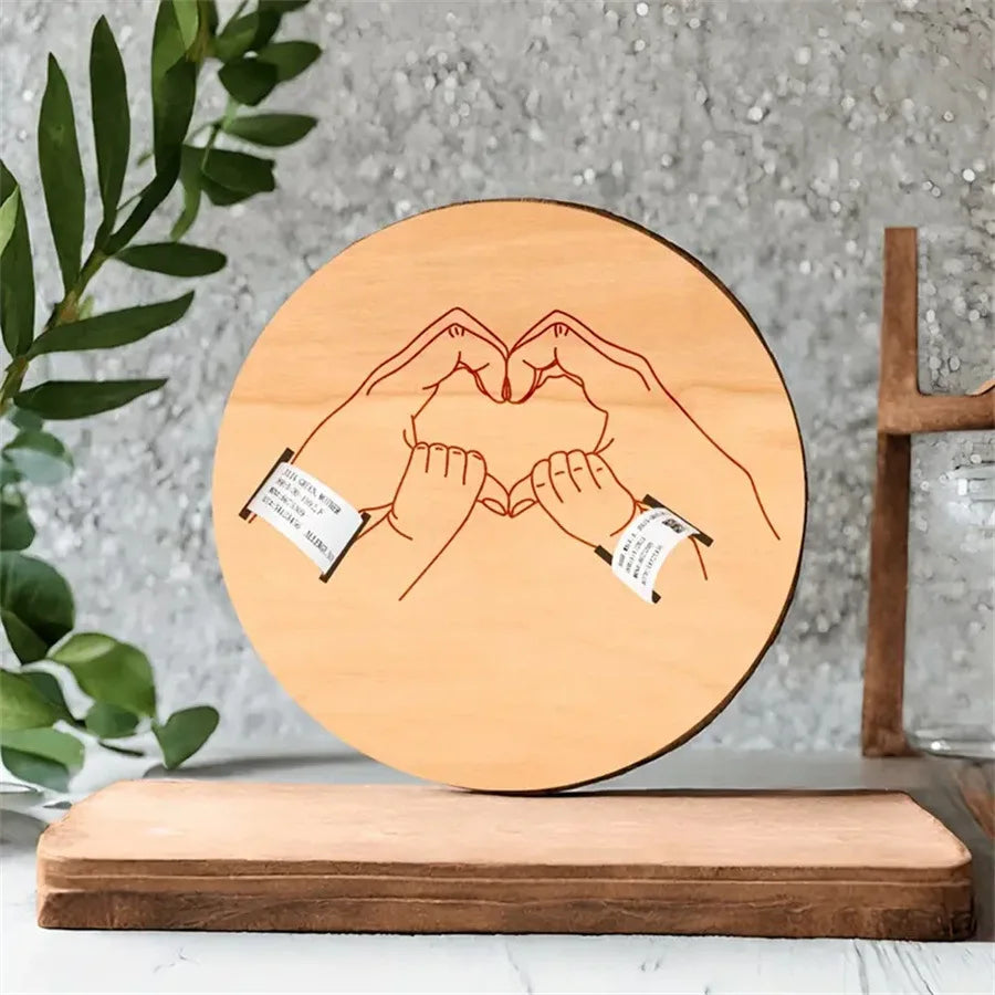 Souvenir Gravé Parent & Bébé – Un Moment d’Amour à Garder Pour Toujours